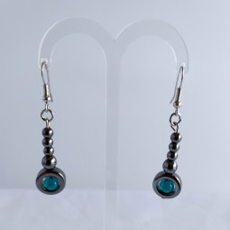 Boucles d'oreilles en hématite et agate bleue