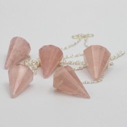 Pendule en quartz rose
